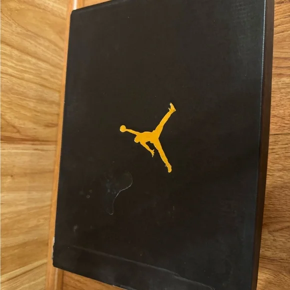 NEW Nike Air Jordan 1 low Black/Royal - Picture 9 of 9